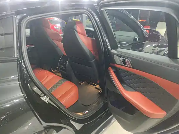 BMW X6 M 2022
