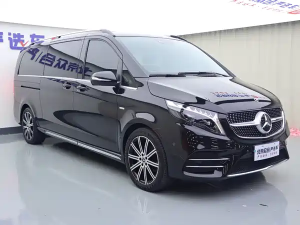 Mercedes-Benz V-Class 2024