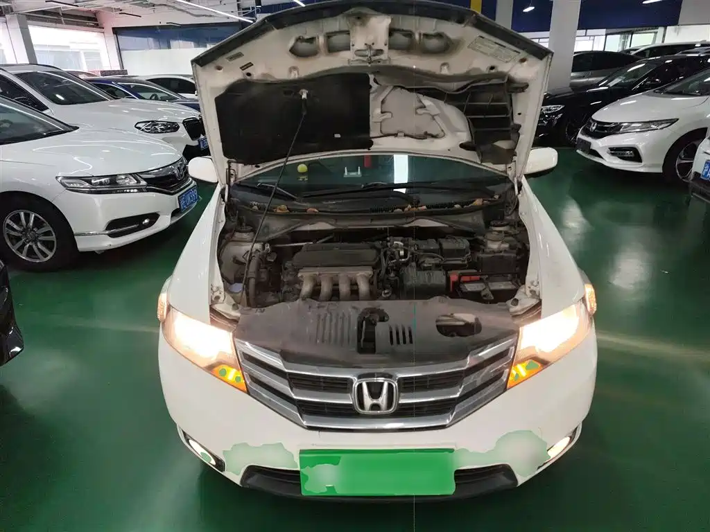 Honda City Classic 2015 — фото 16