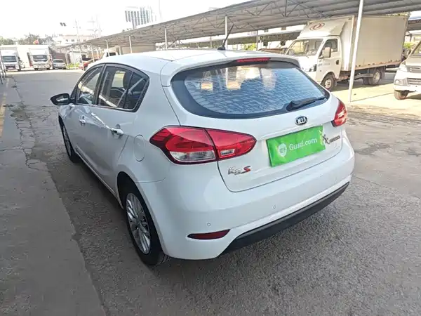 Kia K3S 2015