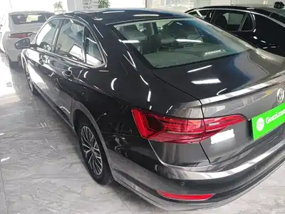Volkswagen Sagitar 2019