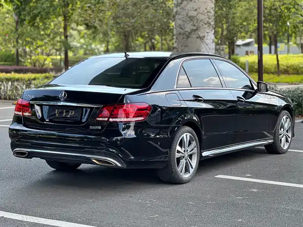 Mercedes-Benz E-Class 2015