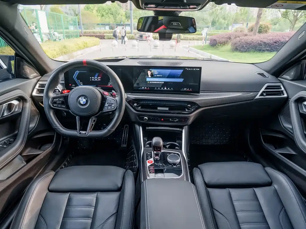 BMW M2 2024 — фото 10