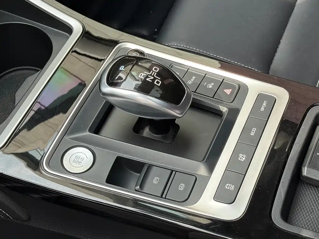 BYD Qin NEV 2020 — фото 8