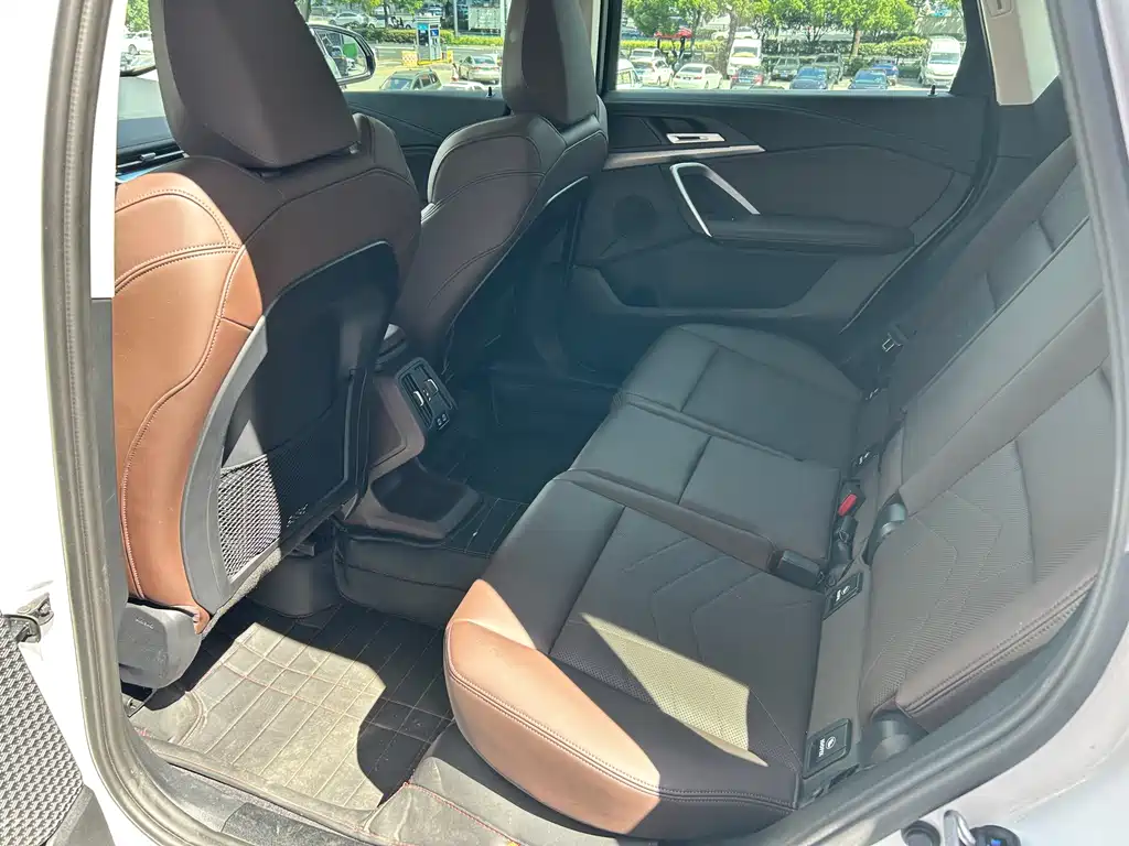 BMW X1 2023 — фото 15