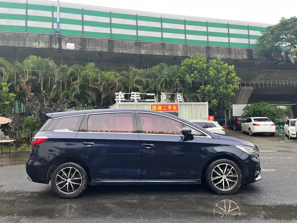 BYD Song MAX 2018 — фото 4