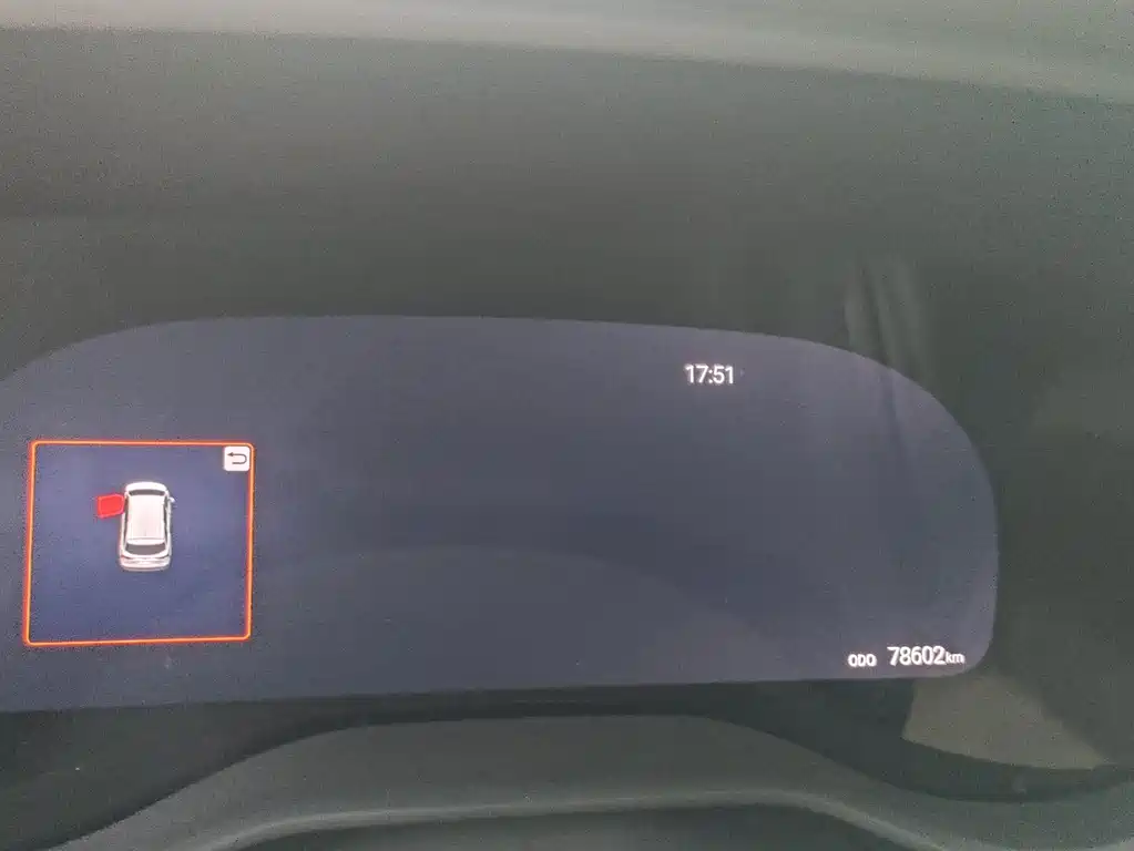 Toyota Sienna 2022 — фото 8