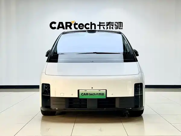 Li Auto MEGA 2025