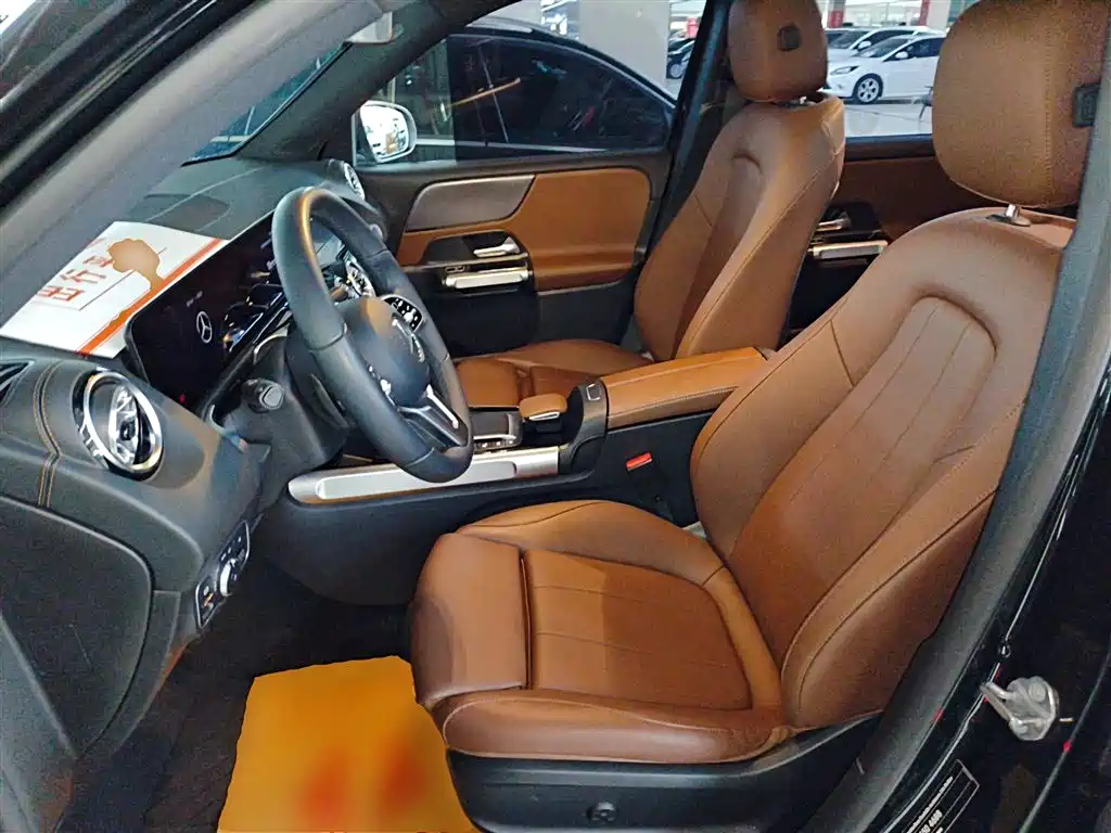 Mercedes-Benz GLB 2022 — фото 11