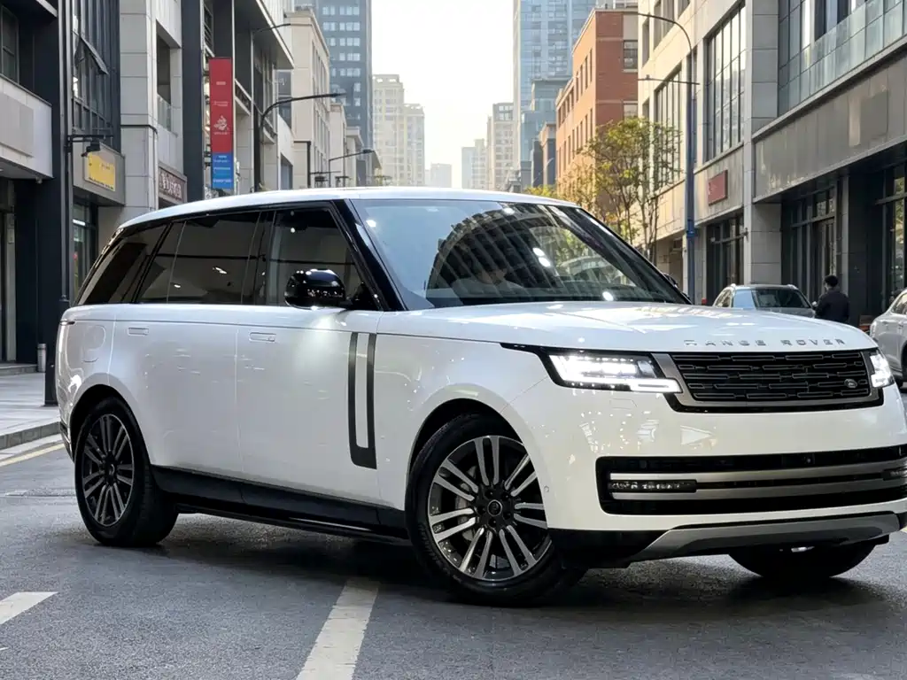 Land Rover Range Rover 2024 — фото 3