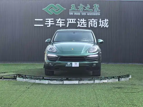 Porsche Cayenne 2011