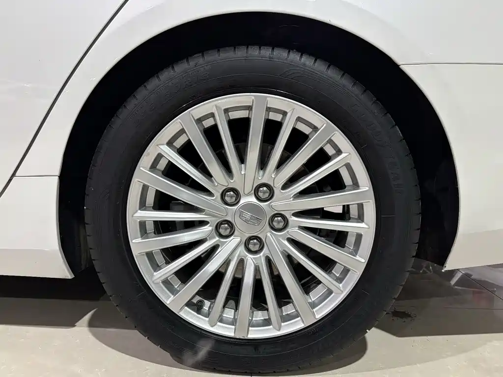 Cadillac CT6 2020 — фото 16