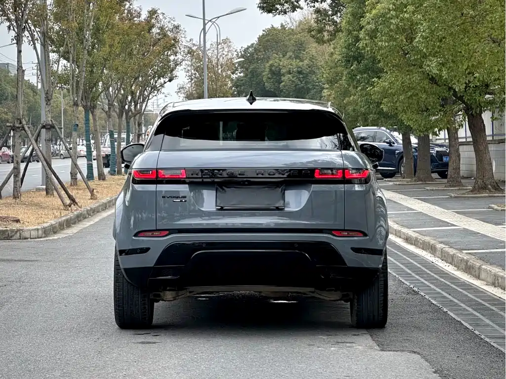 Land Rover Evoque 2021 — фото 5