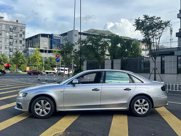 Audi A4L 2009