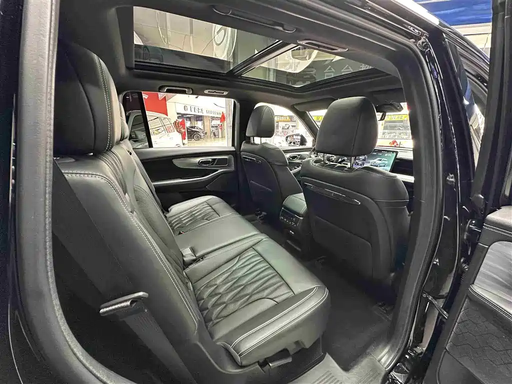 GAC Motor Trumpchi GS8 2022 — фото 32