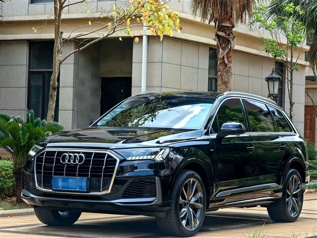 Audi Q7 2023 — фото 4