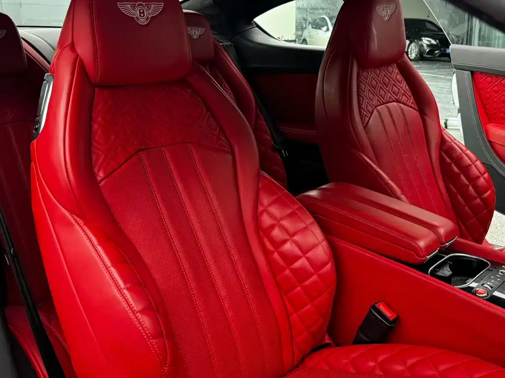 Bentley Continental 2012 — фото 8