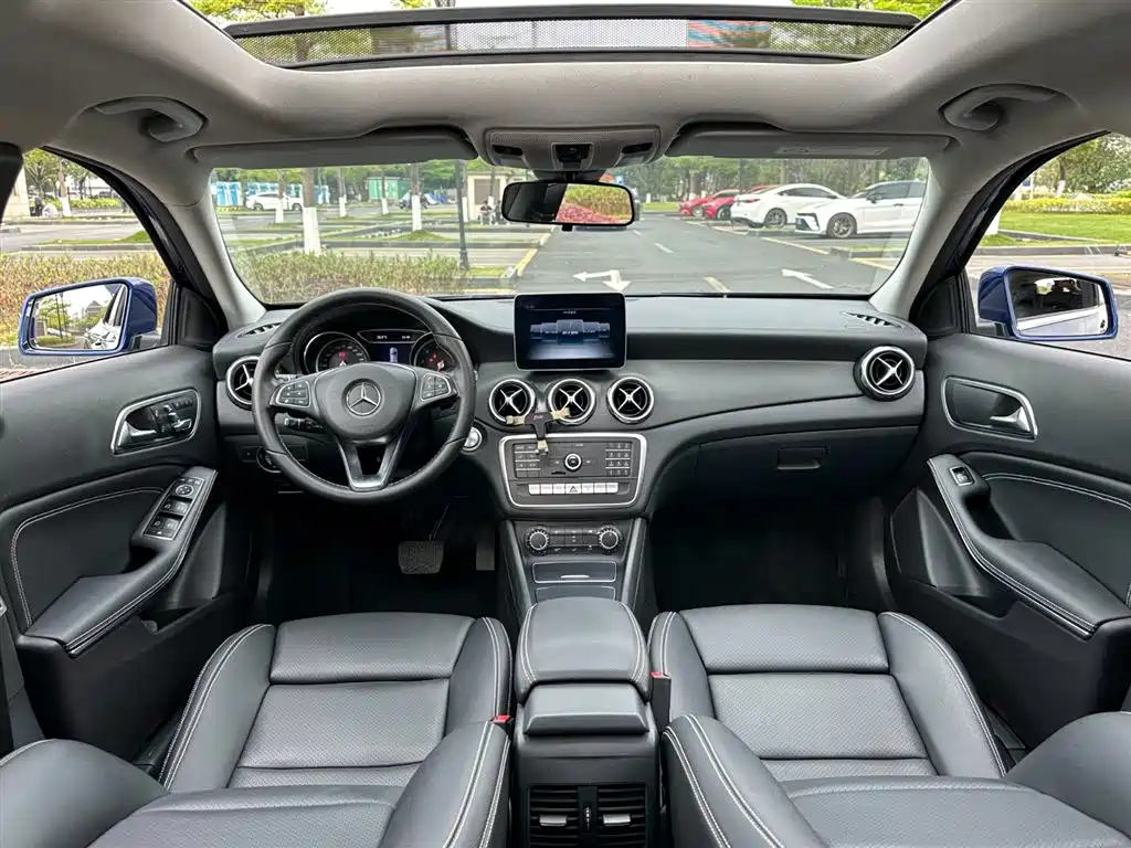 Mercedes-Benz GLA 2018 — фото 8