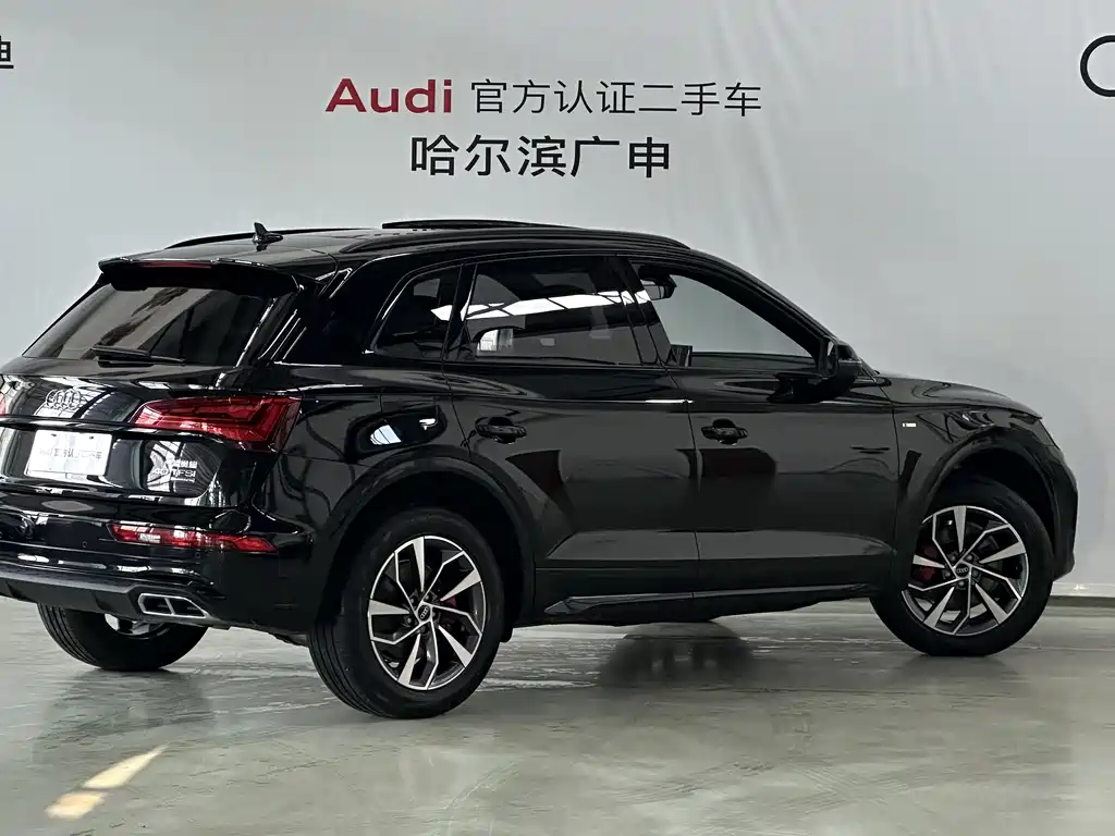 Audi Q5L 2024 — фото 2