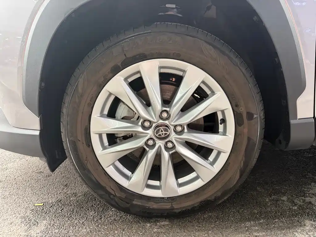 Toyota Corolla Cross 2025