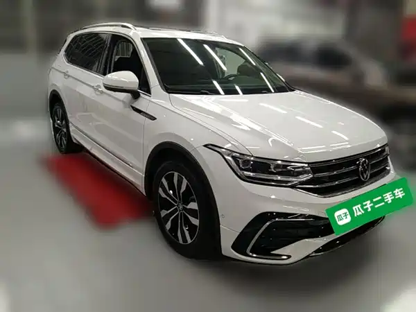 Volkswagen Tiguan L 2024