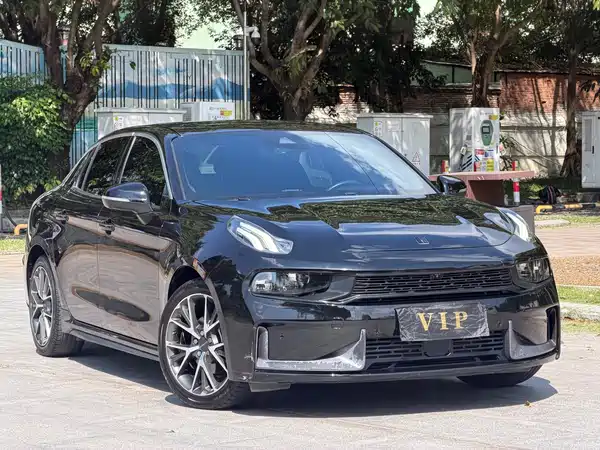 Lynk & Co 03 2020