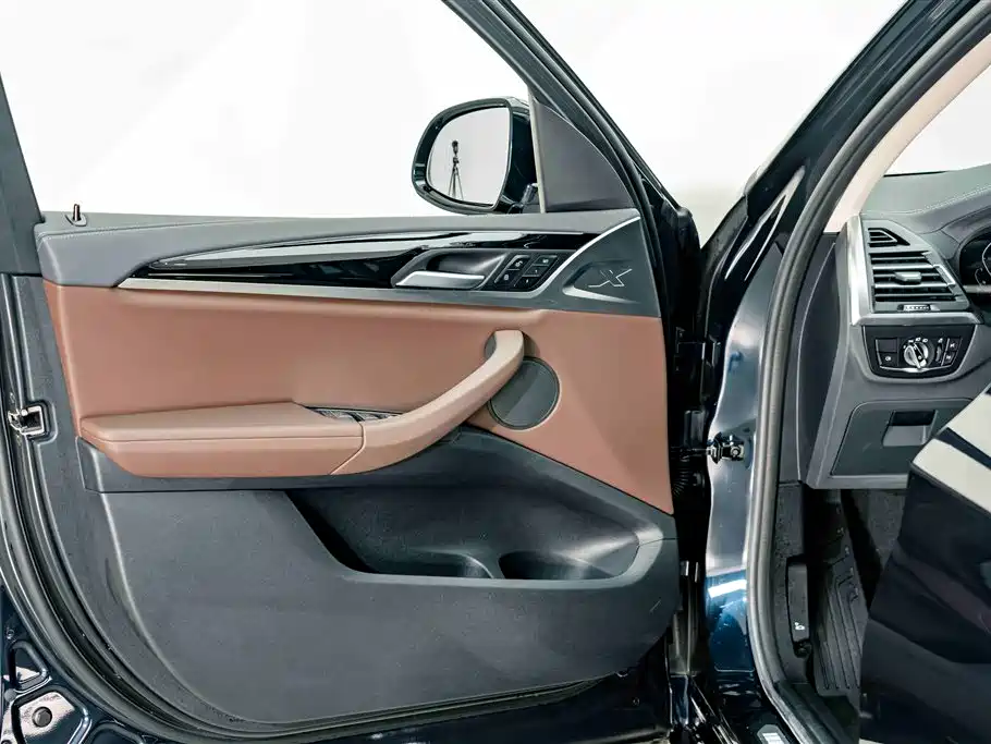BMW X3 2022 — фото 17