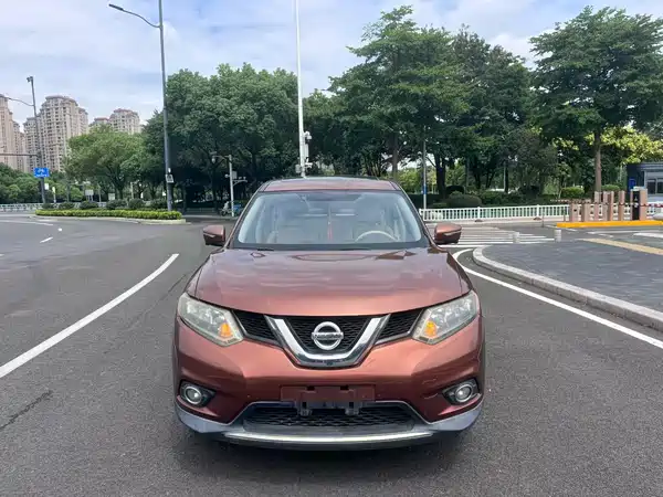 Nissan X-Trail 2014