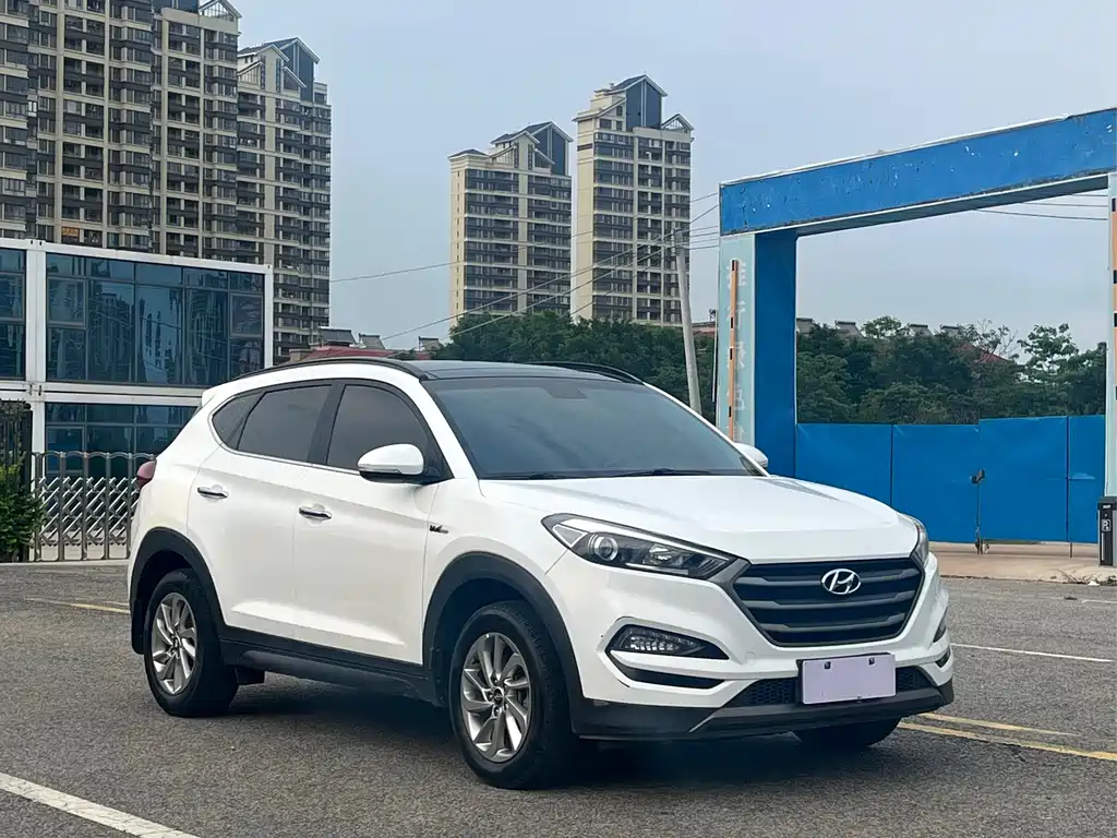 Hyundai Tucson 2016 — фото 3