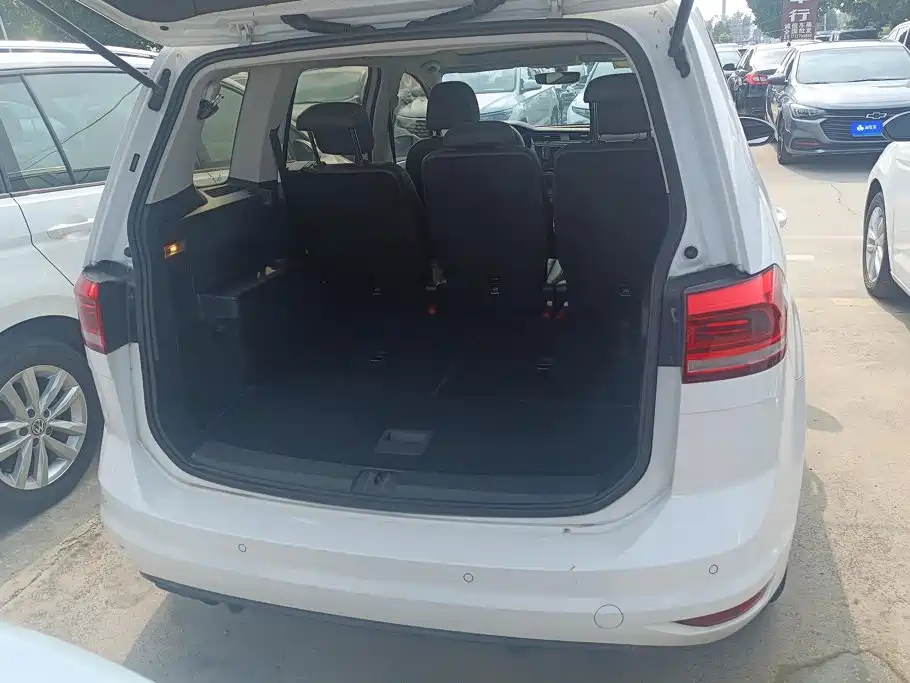Volkswagen Touran 2019
