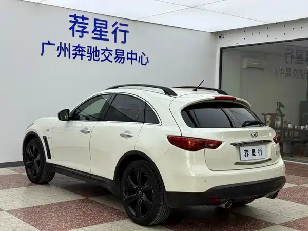Infiniti QX70 2018