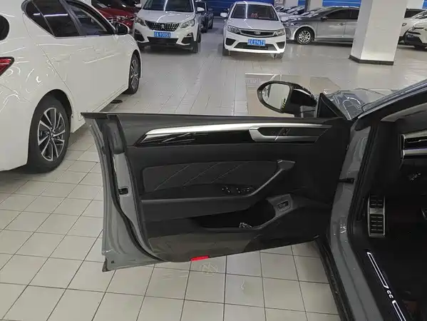 Volkswagen CC 2021