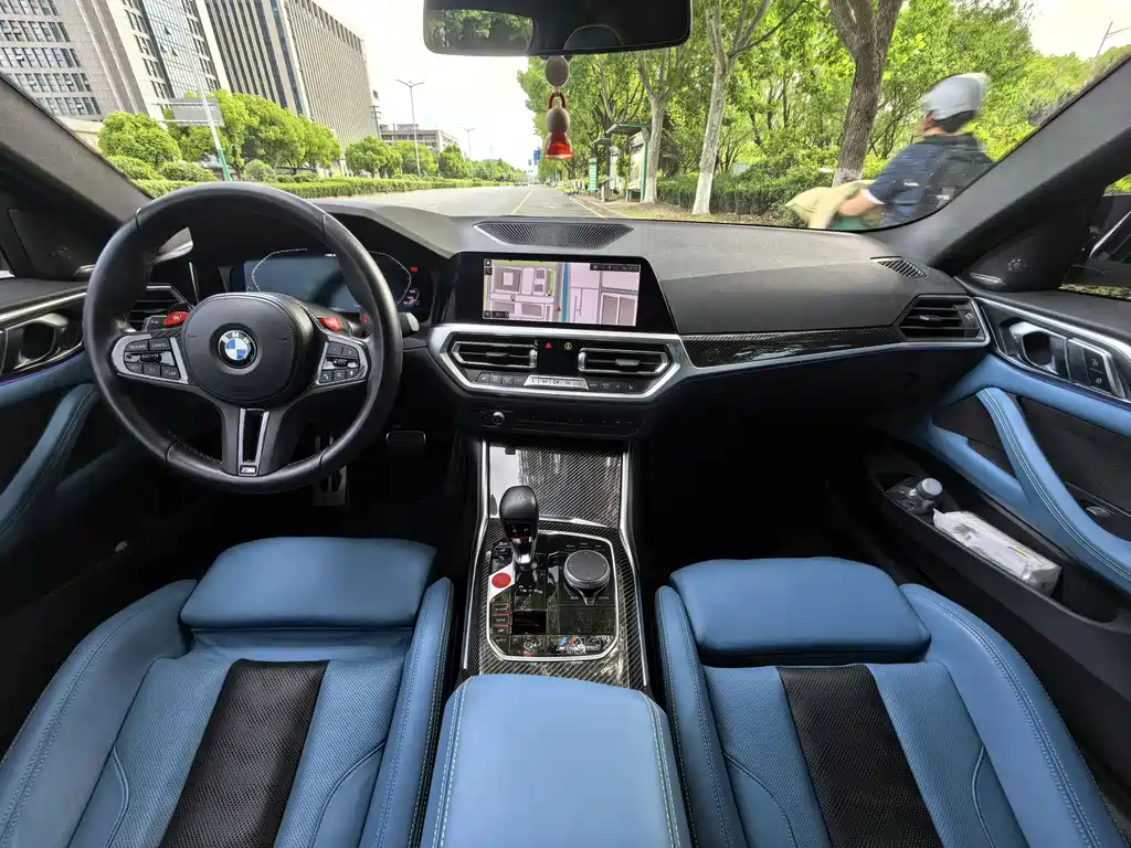 BMW M4 2023 — фото 14