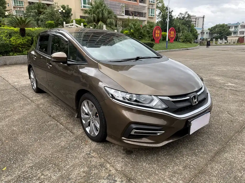 Honda Jade 2017 — фото 3