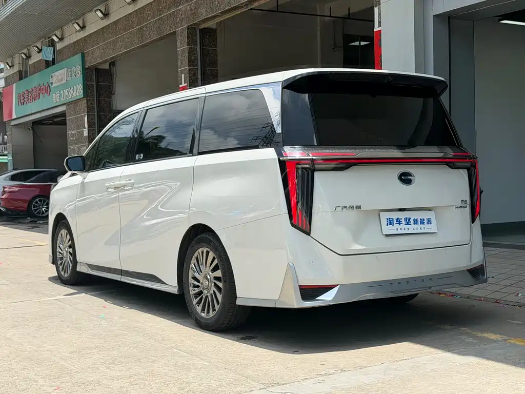 GAC Motor Trumpchi M8 2024 — фото 5