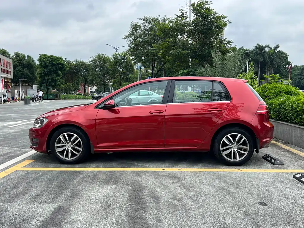 Volkswagen Golf 2016