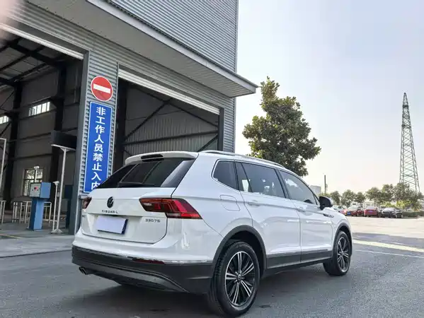 Volkswagen Tiguan L 2021