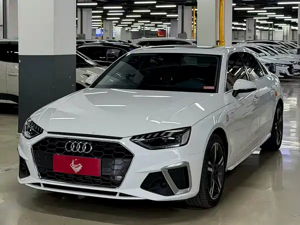 Audi A4L 2021