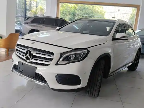 Mercedes-Benz GLA 2019