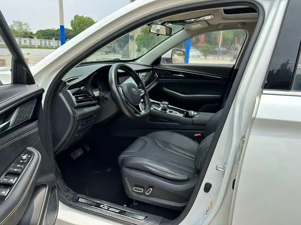 Changan CS85 COUPE 2019 — фото 15