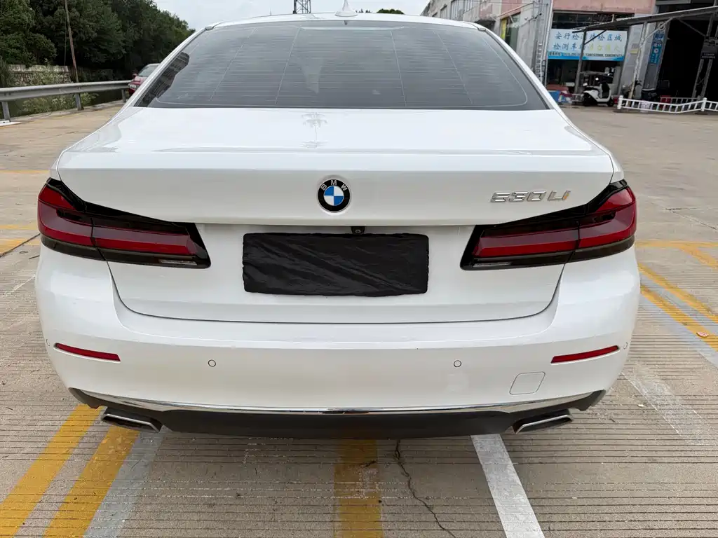 BMW 5 Series 2021