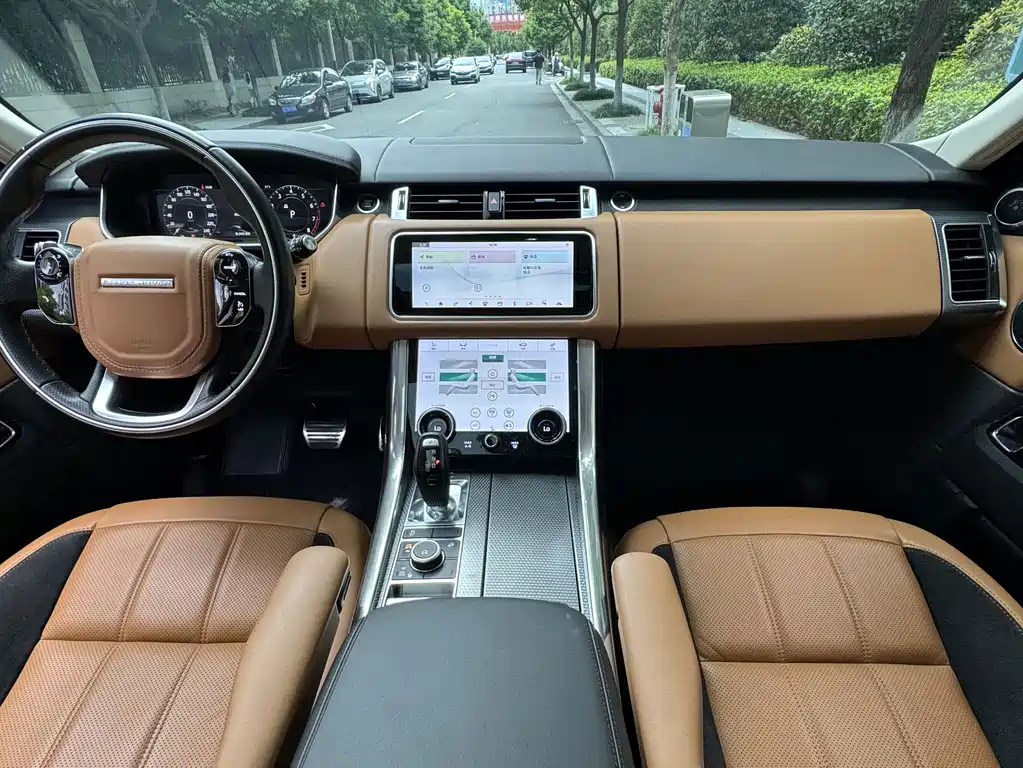 Land Rover Range Rover Sport 2018 — фото 10
