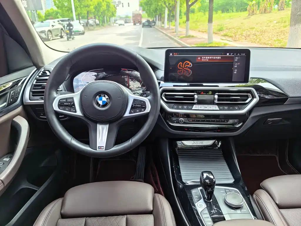 BMW X3 2022 — фото 9