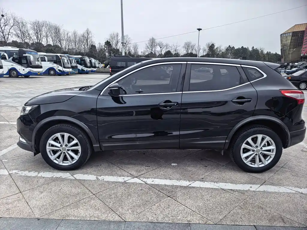 Nissan Qashqai 2018 — фото 4