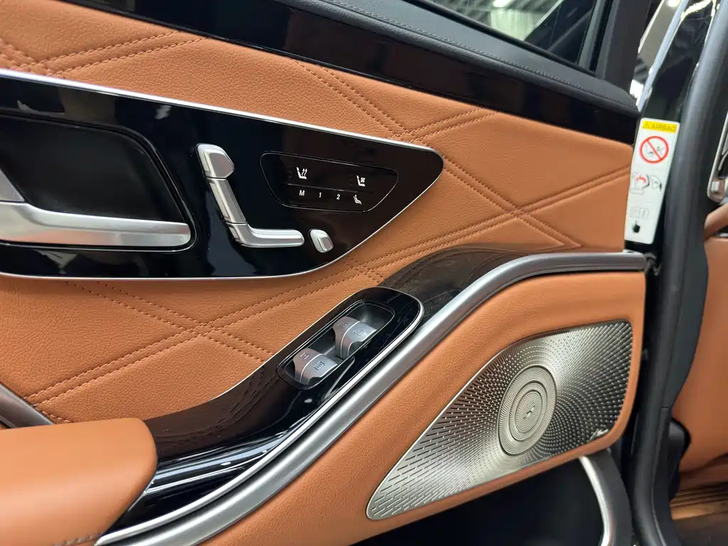 Mercedes-Benz Maybach S-Class 2023 — фото 16
