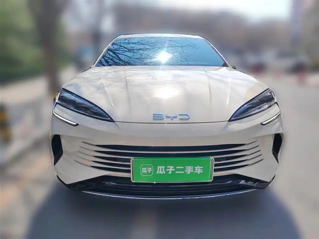 BYD Seal 07 DM-i 2025 — фото 23