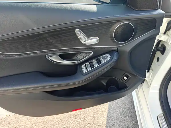 Mercedes-Benz C-Class 2020
