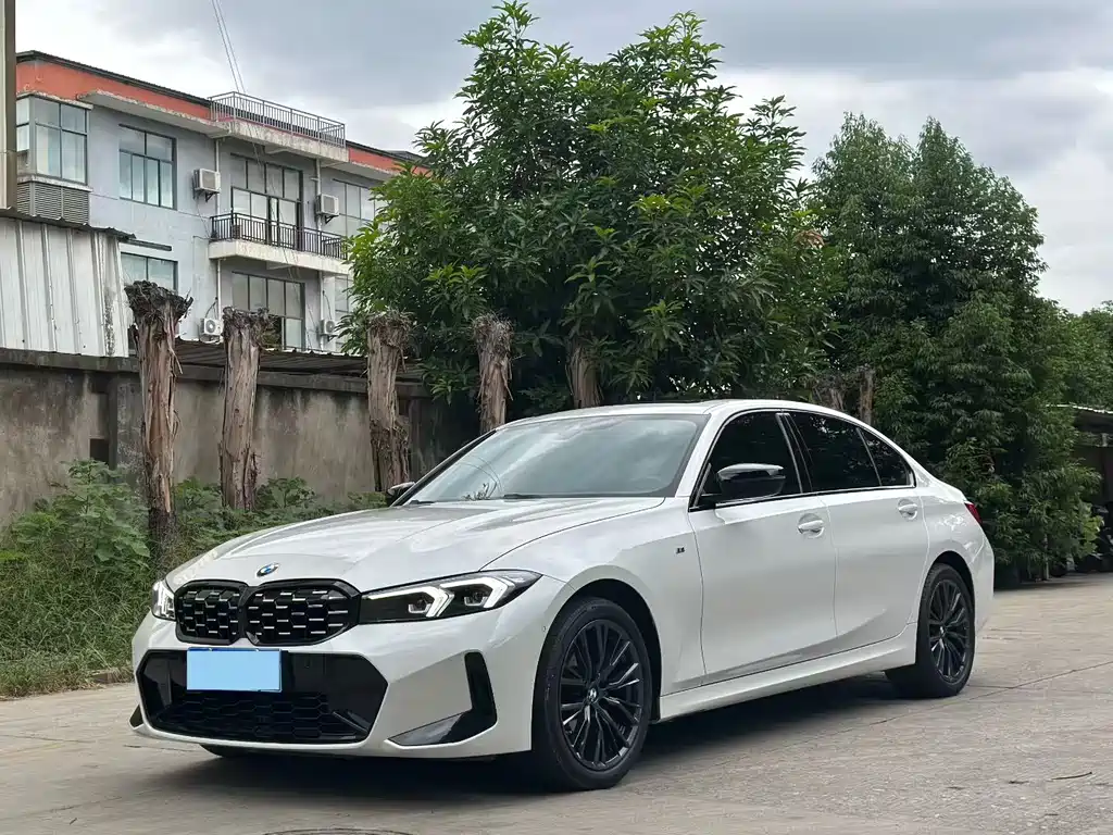 BMW 3 Series 2023
