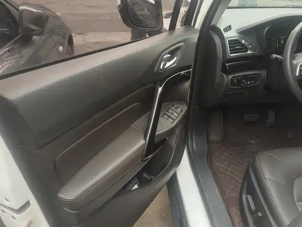 GAC Trumpchi GS4 2016
