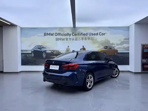 BMW 1 Series 2021